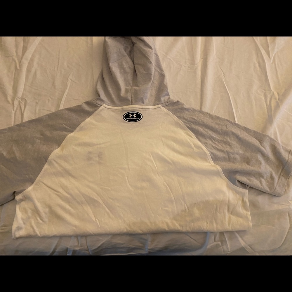 Under Armour shirt hoodie